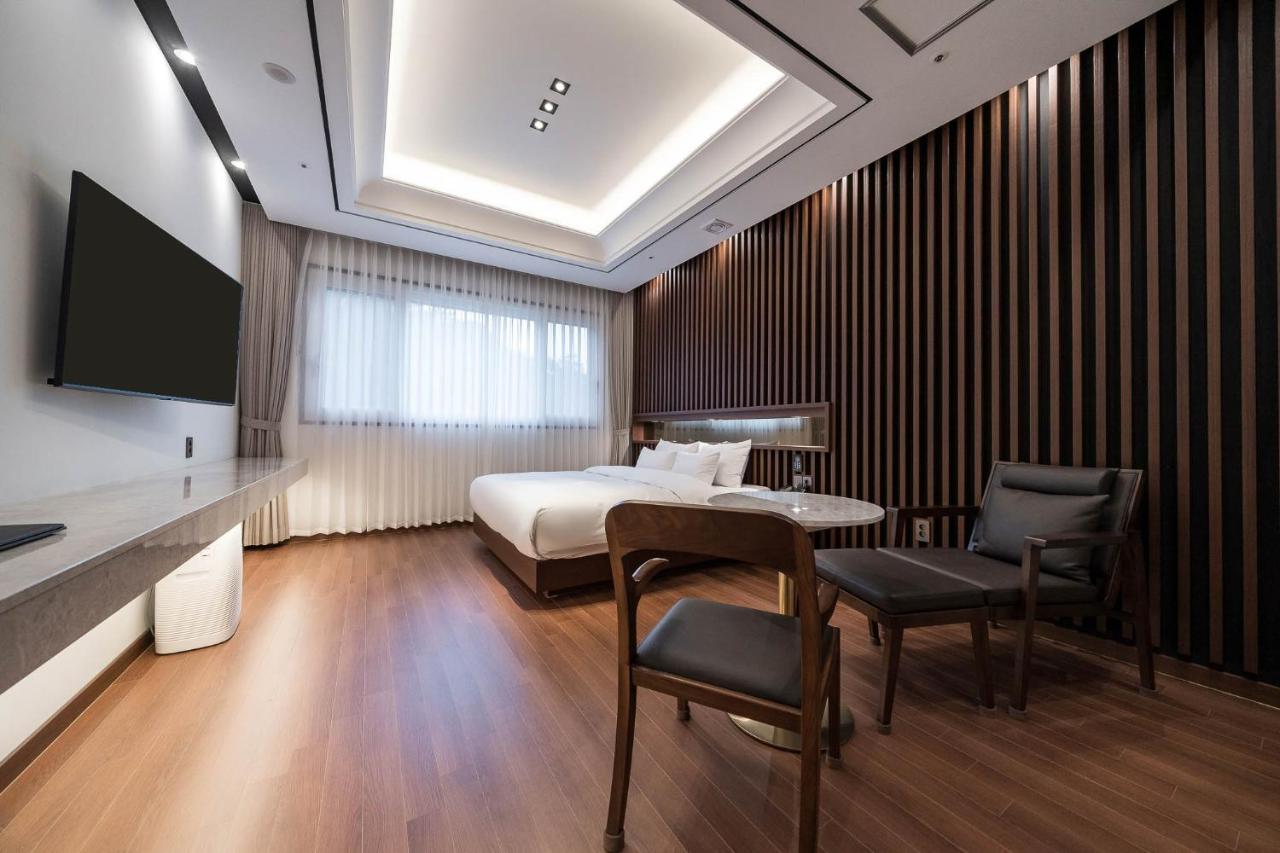 Hotel Demer Мокпхо Екстер'єр фото