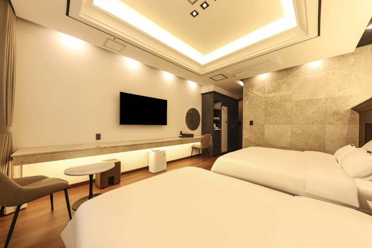 Hotel Demer Мокпхо Екстер'єр фото